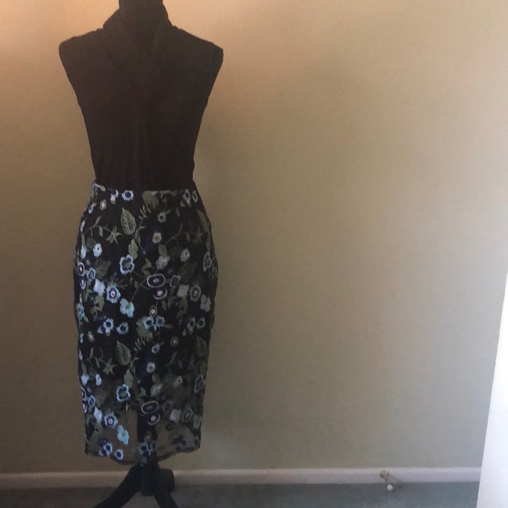 Ladies skirt